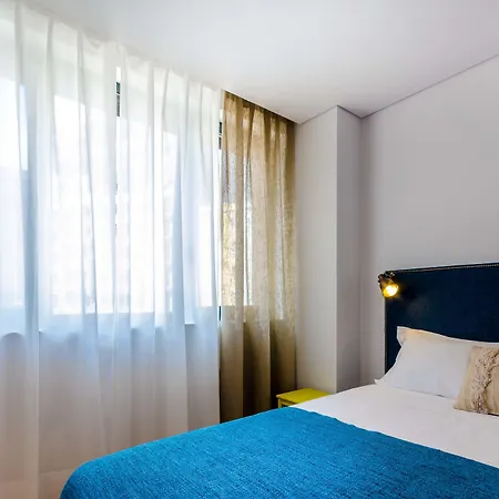 Serviced - Liberdade Apartman